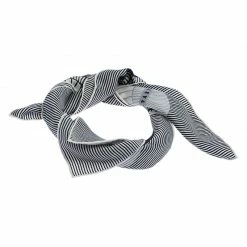 Hermes White & Navy Suite Et Poursuite Silk Scarf For Women -Deals Hermes Store luxury women hermes used accessories p249116 004