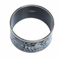 Hermes Black And White Enamel Palladium Plated Extra Wide Bangle Bracelet For Women -Deals Hermes Store luxury women hermes used accessories p310343 001