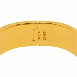 Hermes Hermès Clic Clac H Cream Enamel Gold Plated Wide Bracelet PM For Women -Deals Hermes Store luxury women hermes used accessories p339237 001