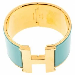 Hermes Hermès Clic Clac H Mint Green Enamel Gold Plated Extra Wide Bracelet PM For Women 14 Hermes Hermès Clic Clac H Mint Green Enamel Gold Plated Extra Wide Bracelet PM For Women -Deals Hermes Store luxury women hermes used accessories p349142 008