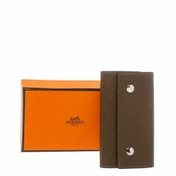 Hermes Etoupe Grey Epsom Leather 4 Key Holder Case For Women -Deals Hermes Store luxury women hermes used accessories p353811 001