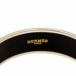 Hermes Hermès Orange Enamel Calèche Wide Bangle Bracelet For Women 13 Hermes Hermès Orange Enamel Calèche Wide Bangle Bracelet For Women -Deals Hermes Store luxury women hermes used accessories p365013 006