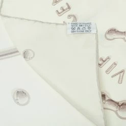 Hermes Hermès Cream & Grey Vif Argent Silk Scarf For Women -Deals Hermes Store luxury women hermes used accessories p367202 002