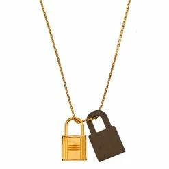 Hermes Hermès Étoupe Swift Leather Small O'Kelly Pendant Necklace For Women -Deals Hermes Store luxury women hermes used accessories p380264 004