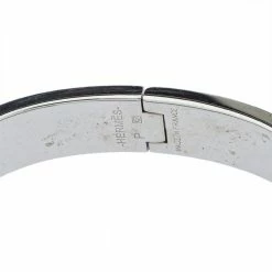 Hermes Hermès Clic H Red Enamel Palladium Plated Narrow Bracelet PM For Women 14 Hermes Hermès Clic H Red Enamel Palladium Plated Narrow Bracelet PM For Women -Deals Hermes Store luxury women hermes used accessories p387613 006