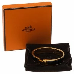 Hermes Clic Clac H Narrow Black Enamel Gold-Plated Bracelet For Women -Deals Hermes Store luxury women hermes used accessories p47560 007