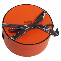 Hermes White Fantaisies Indiennes Printed Plisse Silk Scarf For Women -Deals Hermes Store luxury women hermes used accessories p481626 006