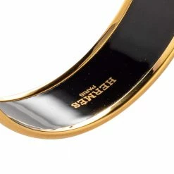 Hermes Gold Plated Confettis D'Ex Libris Enamel Printed Bangle Bracelet For Women -Deals Hermes Store luxury women hermes used accessories p489835 006