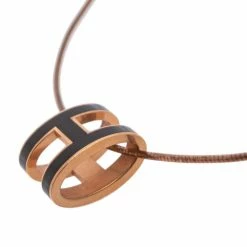 Hermes Hermès Pop H Black Lacquered Rose Gold Plated Pendant Necklace For Women -Deals Hermes Store luxury women hermes used accessories p537157 008