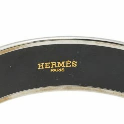 Hermes Hermès Multicolor Cachemire De Tamara Enamel Palladium Plated Bangle Bracelet For Women 14 Hermes Hermès Multicolor Cachemire De Tamara Enamel Palladium Plated Bangle Bracelet For Women -Deals Hermes Store luxury women hermes used accessories p542751 004