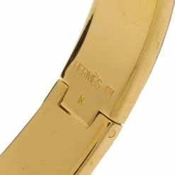 Hermes Clic Clac Cream Enamel Gold Plated Bracelet For Women -Deals Hermes Store luxury women hermes used accessories p54422 0006