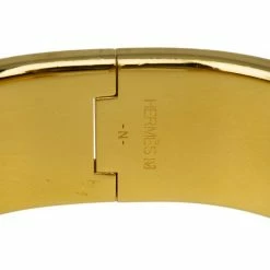 Hermes Clic Clac H Wide Purple Enamel Gold-Plated Bracelet For Women 14 Hermes Clic Clac H Wide Purple Enamel Gold-Plated Bracelet For Women -Deals Hermes Store luxury women hermes used accessories p56836 006