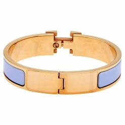 Hermes Hermès Clic H Lilac Enamel Rose Gold Plated Narrow Bracelet For Women 15 Hermes Hermès Clic H Lilac Enamel Rose Gold Plated Narrow Bracelet For Women -Deals Hermes Store luxury women hermes used accessories p586201 004