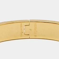 Hermes Hermès Clic H Purple Enamel Gold Plated Narrow Bracelet For Women 12 Hermes Hermès Clic H Purple Enamel Gold Plated Narrow Bracelet For Women -Deals Hermes Store luxury women hermes used accessories p682786 001