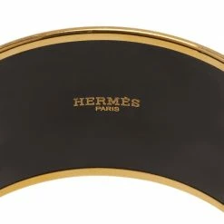 Hermes Extra Wide Printed Enamel Gold Plated Bangle Bracelet For Women -Deals Hermes Store luxury women hermes used accessories p86520 006