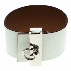 Hermes Imprévisible White Leather Palladium Plated Wide Bracelet For Women -Deals Hermes Store luxury women hermes used accessories p92896 005