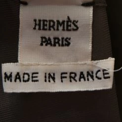 Hermes Grey Printed Silk High Neck Blouse M For Women 12 Hermes Grey Printed Silk High Neck Blouse M For Women -Deals Hermes Store luxury women hermes used clothes p261013 004