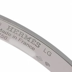 Hermes Kelly Diamond 18k White Gold Cuff Bracelet LG For Women 16 Hermes Kelly Diamond 18k White Gold Cuff Bracelet LG For Women -Deals Hermes Store luxury women hermes used fine jewelry p529902 003