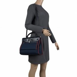 Hermes Black/Navy Blue Leather And Canvas Herbag Zip 31 Bag For Women -Deals Hermes Store luxury women hermes used handbags p131400 002