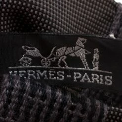 Hermes Herline Black Canvas Cross-body Pouch Pochette For Women -Deals Hermes Store luxury women hermes used handbags p135459 0008