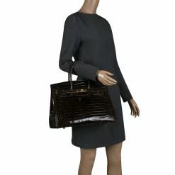 Hermes Dark Marron Porosus Crocodile Gold Hardware Birkin 35 For Women -Deals Hermes Store luxury women hermes used handbags p140670 002