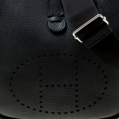 Hermes Black Togo Leather Evelyne III PM Bag For Women -Deals Hermes Store luxury women hermes used handbags p177024 009