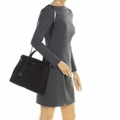 Hermes Black Canvas And Leather Herbag Zip 31 Bag For Women -Deals Hermes Store luxury women hermes used handbags p198654 1559026947 014