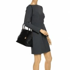 Hermes Black Togo Leather Gold Hardware Bolide 35 Bag For Women 15 Hermes Black Togo Leather Gold Hardware Bolide 35 Bag For Women -Deals Hermes Store luxury women hermes used handbags p268085 013