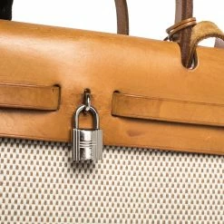 Hermes Beige/Natural Canvas And Leather 2 In 1 Herbag 31 For Women 25 Hermes Beige/Natural Canvas And Leather 2 In 1 Herbag 31 For Women -Deals Hermes Store luxury women hermes used handbags p296225 008