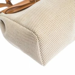 Hermes Beige/Natural Canvas And Leather 2 In 1 Herbag 31 For Women 36 Hermes Beige/Natural Canvas And Leather 2 In 1 Herbag 31 For Women -Deals Hermes Store luxury women hermes used handbags p296225 016
