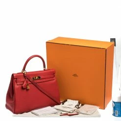 Hermes Rouge Casaque Togo Leather Gold Hardware Kelly Retourne 35 Bag For Women -Deals Hermes Store luxury women hermes used handbags p301436 008