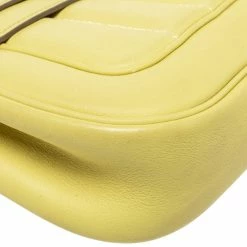 Hermes Yellow Swift Leather Berline 21 Shoulder Bag For Women -Deals Hermes Store luxury women hermes used handbags p322511 004