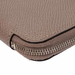 Hermes Taupe Epsom Leather Zip Around Compact Wallet For Women 20 Hermes Taupe Epsom Leather Zip Around Compact Wallet For Women -Deals Hermes Store luxury women hermes used handbags p334013 007