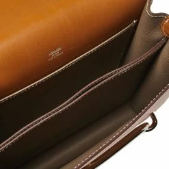 Hermes Natural Sable Veau Butler Leather Palladium Hardware Roulis 24 Bag For Women -Deals Hermes Store luxury women hermes used handbags p413525 009