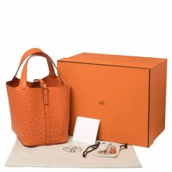 Hermes Hermès Poppy Ostrich Lock Picotin MM Bag For Women -Deals Hermes Store luxury women hermes used handbags p445900 001