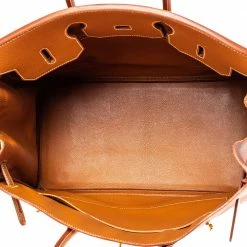 Hermes Gold Courchevel Leather Gold Hardware Birkin 35 Bag For Women -Deals Hermes Store luxury women hermes used handbags p477334 002