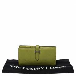 Hermes Apple Green Mysore Leather Bearn Gusset Wallet For Women -Deals Hermes Store luxury women hermes used handbags p487736 002
