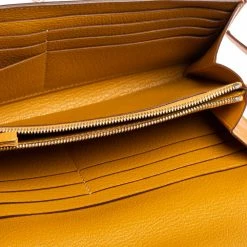 Hermes Saffron Ostrich Classic Kelly Wallet For Women -Deals Hermes Store luxury women hermes used handbags p526948 008
