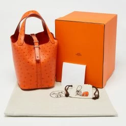 Hermes Hermès Tangerine Ostrich Picotin Lock 18 Bag For Women -Deals Hermes Store luxury women hermes used handbags p621880 005