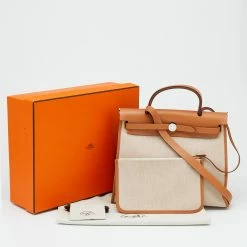 Hermes Naturel Vache Hunter Leather And Toile Canvas Herbag Zip 31 Bag For Women 29 Hermes Naturel Vache Hunter Leather And Toile Canvas Herbag Zip 31 Bag For Women -Deals Hermes Store luxury women hermes used handbags p626882 014