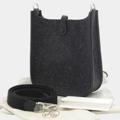 Hermes Evelyn TPM Felt Swift Black Z Engraved Shoulder Bag For Women -Deals Hermes Store luxury women hermes used handbags p637284 002