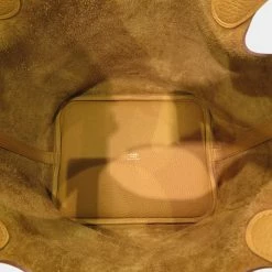 Hermes Picotin Lock MM Handbag Biscuit G Metal Fittings Taurillon Clemence Z Engraved For Women -Deals Hermes Store luxury women hermes used handbags p646686 004