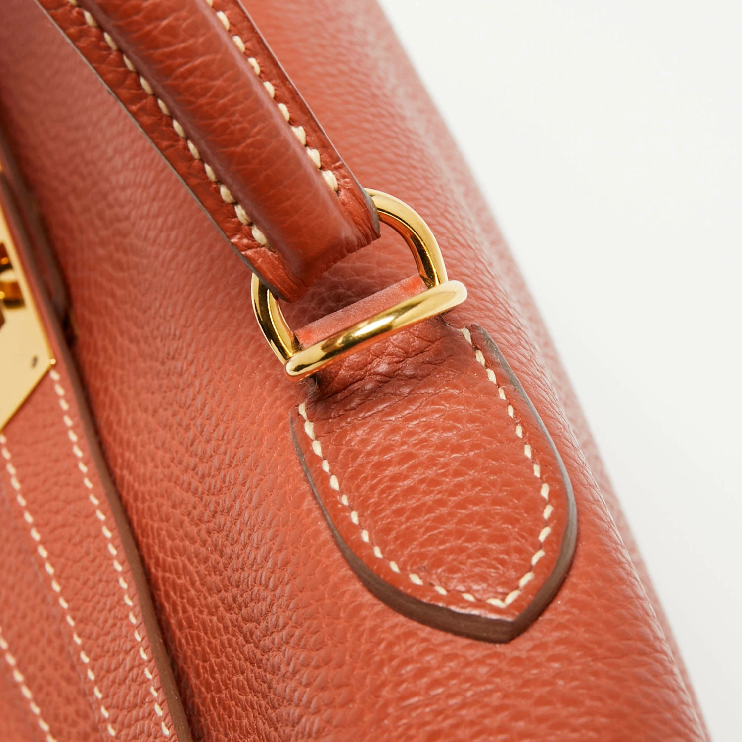 Hermes Sanguine Togo Leather Gold Finish Kelly Retourne 35 Bag For Women 10 Hermes Sanguine Togo Leather Gold Finish Kelly Retourne 35 Bag For Women - Image 8