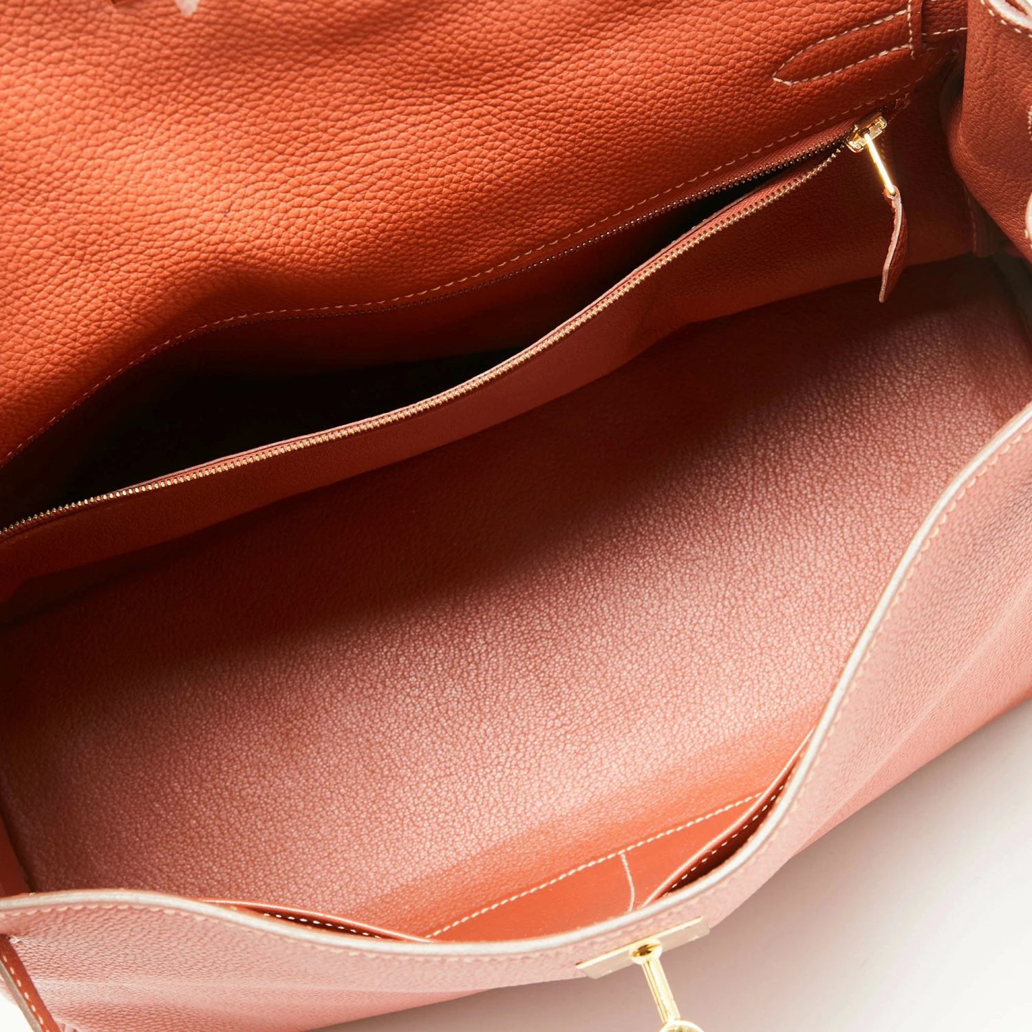 Hermes Sanguine Togo Leather Gold Finish Kelly Retourne 35 Bag For Women 12 Hermes Sanguine Togo Leather Gold Finish Kelly Retourne 35 Bag For Women - Image 10