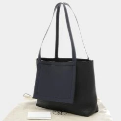 Hermes Bag Serie 31 Tote Taurillon Black Blue Nui Z Engraved For Women -Deals Hermes Store luxury women hermes used handbags p679785 004