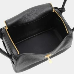 Hermes Lindy 26 Taurillon Clemence Black U Engraved Handbag Shoulder Bag For Women 12 Hermes Lindy 26 Taurillon Clemence Black U Engraved Handbag Shoulder Bag For Women -Deals Hermes Store luxury women hermes used handbags p679810 008