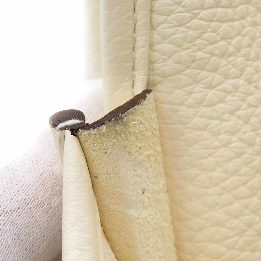 Hermes White Taurillon Clemence Leather Evelyn III Amazon PM Shoulder Bag For Women 12 Hermes White Taurillon Clemence Leather Evelyn III Amazon PM Shoulder Bag For Women - Image 10