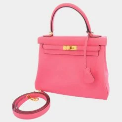 Hermes Pink Swift Leather Gold Hardware Kelly Retourne 25 Bag For Women