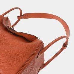 Hermes Orange Taurillon Clemence Leather Lindy 26 Shoulder Bag For Women 18 Hermes Orange Taurillon Clemence Leather Lindy 26 Shoulder Bag For Women -Deals Hermes Store luxury women hermes used handbags p682489 004