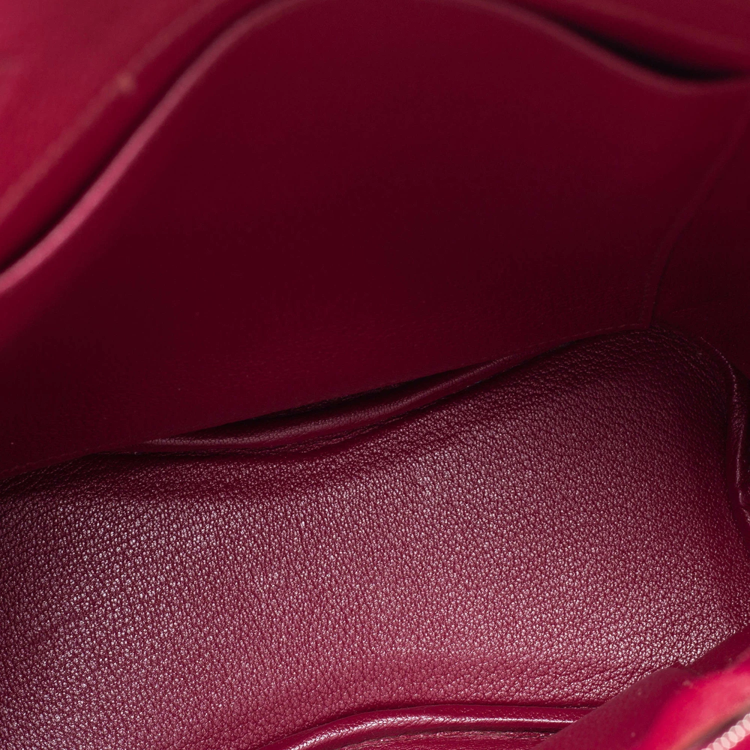 Hermes Rouge Grenat Togo Leather So Kelly 22 Bag For Women 12 Hermes Rouge Grenat Togo Leather So Kelly 22 Bag For Women - Image 10